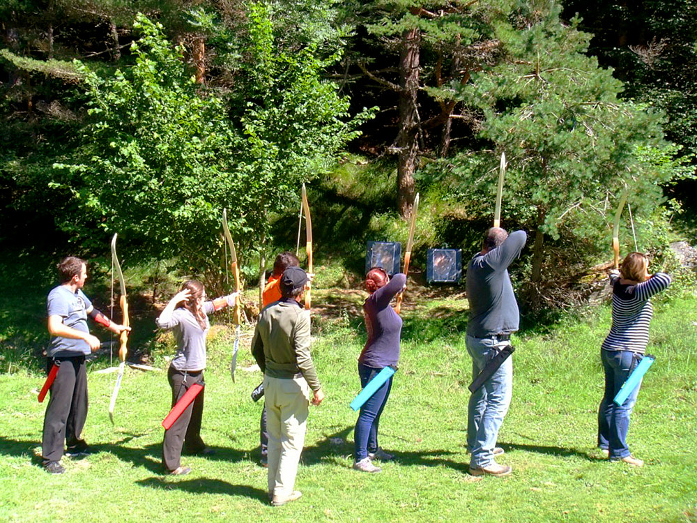 groupe pratiquant le tir nature à St Lary Soulan